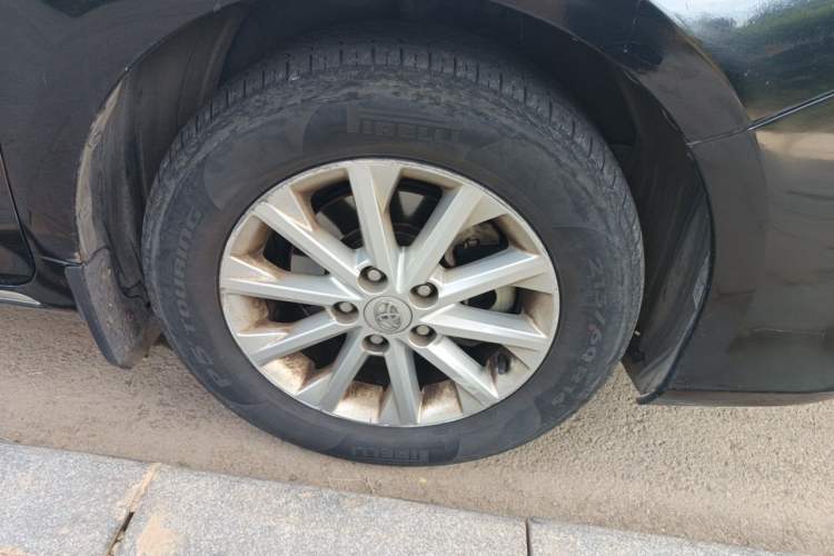 Used Toyota Camry 2013 2.0G Comfort Edition Right Front Wheel Hub