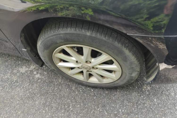 Used Toyota Camry 2013 200G Classic Luxury Edition Right Front Wheel Hub