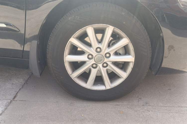 Used Toyota Camry 2013 200G Classic Luxury Edition Right Front Wheel Hub