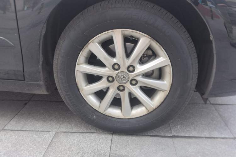 Used Toyota Camry 2013 200G Classic Luxury Edition Right Front Wheel Hub