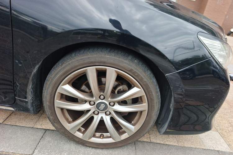 Used Toyota Camry 2013 2.0G Comfort Edition Right Front Wheel Hub