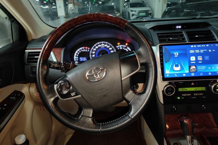 Used Toyota Camry 2013 2.5G Comfort Edition Steering Wheel