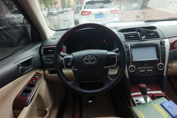Used Toyota Camry 2013 2.5G Comfort Edition Steering Wheel