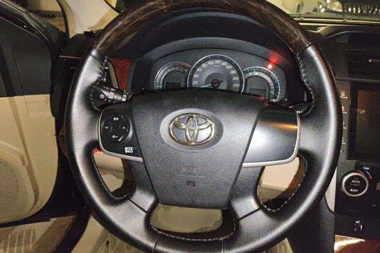 Used Toyota Camry 2013 2.5G Comfort Edition Steering Wheel