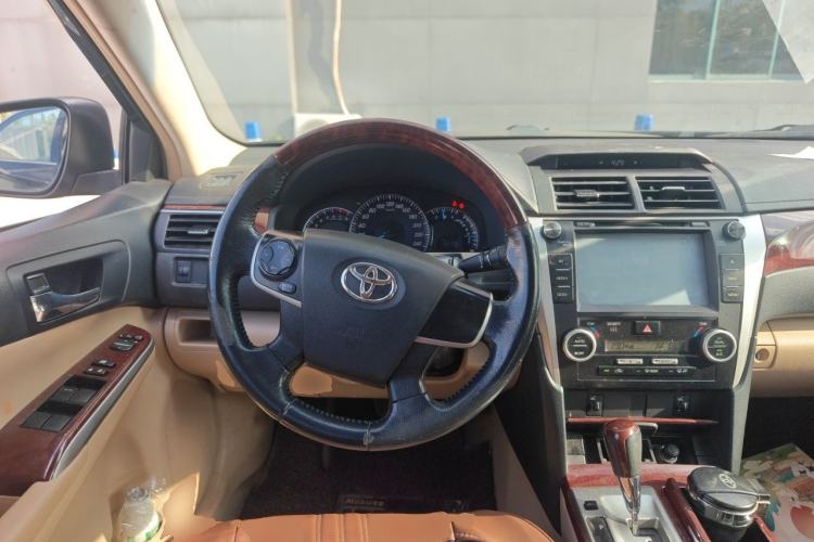 Used Toyota Camry 2013 2.5G Comfort Edition Steering Wheel