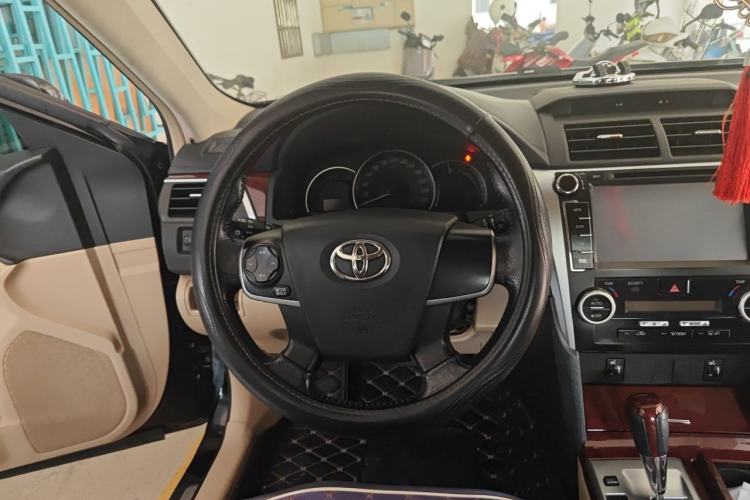 Used Toyota Camry 2013 2.5G Comfort Edition Steering Wheel