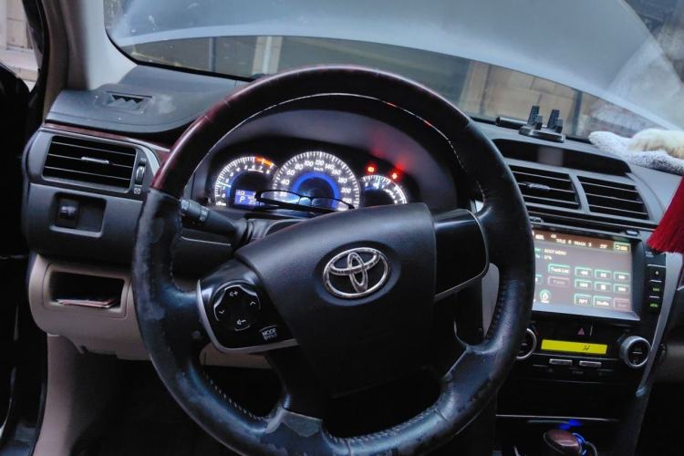 Used Toyota Camry 2013 2.5G Comfort Edition Steering Wheel