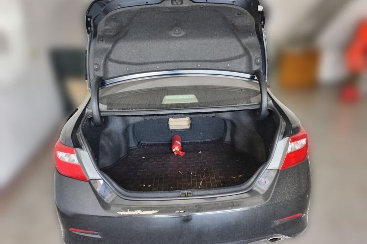 Used Toyota Camry 2013 2.0G Comfort Edition Trunk