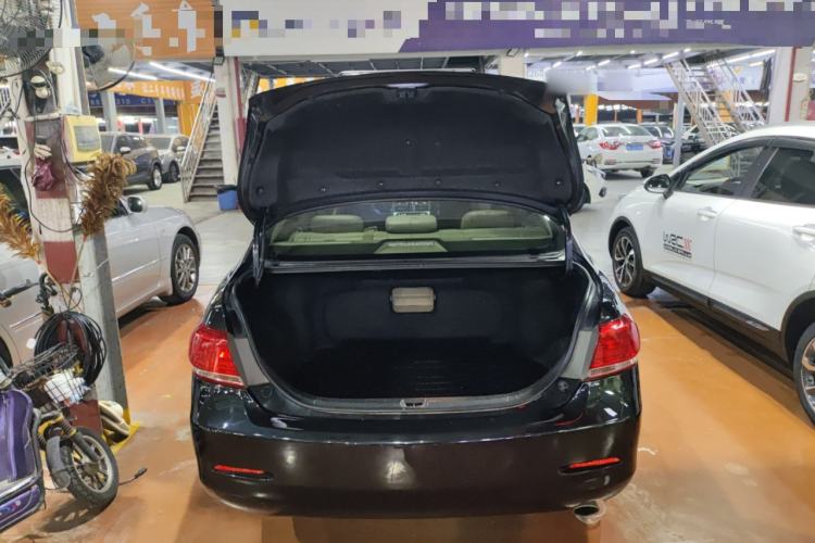 Used Toyota Camry 2013 200E Classic Elite Edition Trunk