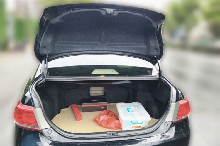 Used Toyota Camry 2013 200G Classic Luxury Edition Trunk