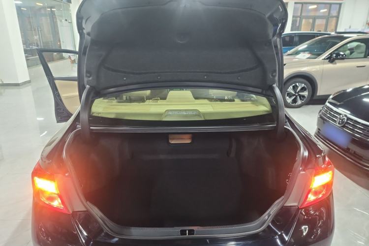 Used Toyota Camry 2013 2.0G Comfort Edition Trunk