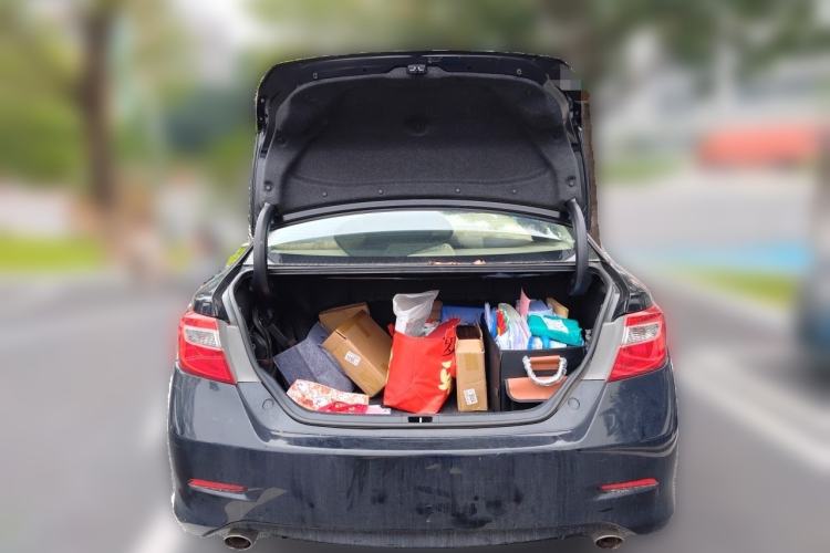 Used Toyota Camry 2013 2.5G Comfort Edition Trunk