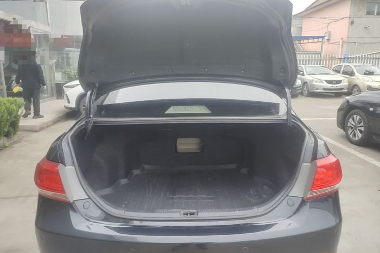 Used Toyota Camry 2013 200G Classic Luxury Edition Trunk