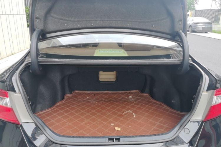 Used Toyota Camry 2013 2.0G Comfort Edition Trunk