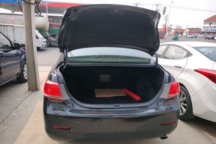 Used Toyota Camry 2013 200E Classic Elite Edition Trunk