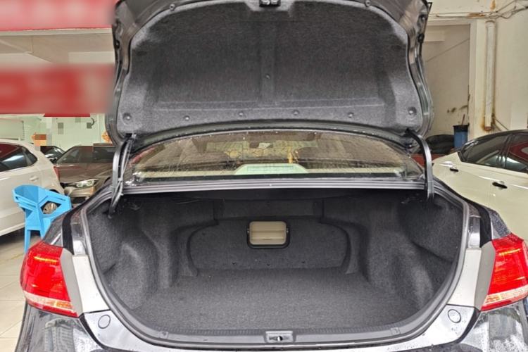 Used Toyota Camry 2013 200E Classic Elite Edition Trunk