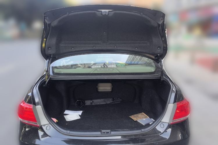 Used Toyota Camry 2013 200G Classic Luxury Edition Trunk