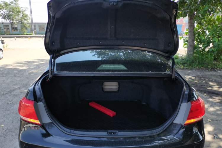 Used Toyota Camry 2013 200G Classic Luxury Edition Trunk