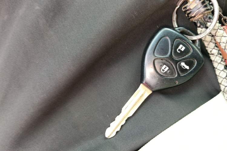 Used Toyota Camry 2013 2.0G Comfort Edition Vehicle Key