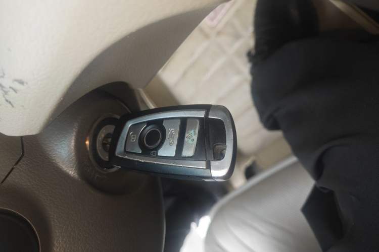 Used Toyota Camry 2013 200G Classic Luxury Edition Vehicle Key