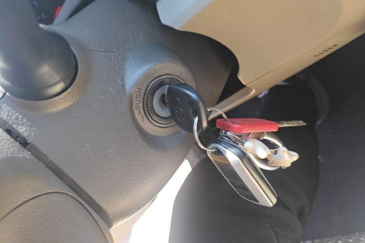 Used Toyota Camry 2013 200E Classic Elite Edition Vehicle Key