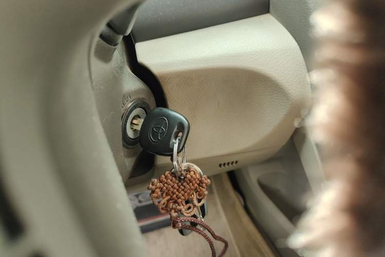Used Toyota Camry 2013 200G Classic Luxury Edition Vehicle Key