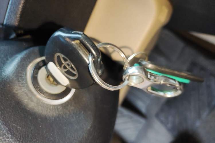 Used Toyota Camry 2013 2.5G Comfort Edition Vehicle Key
