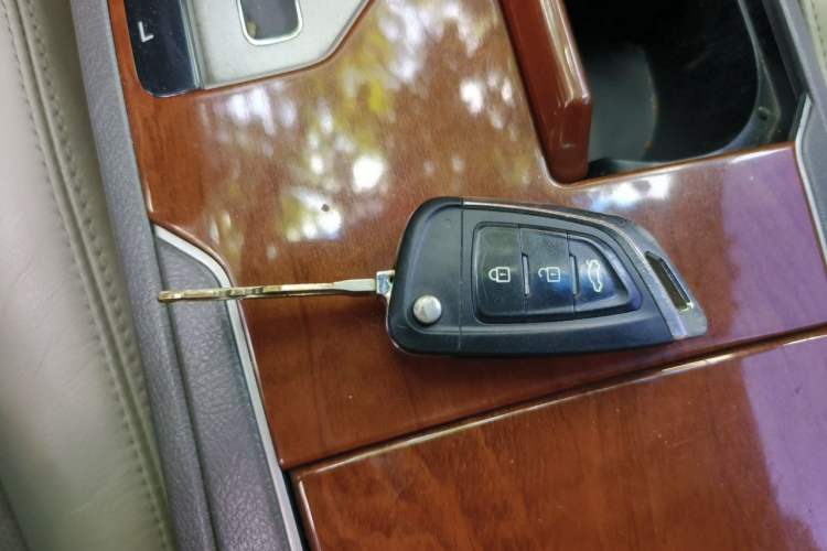 Used Toyota Camry 2013 200G Classic Luxury Edition Vehicle Key