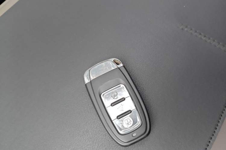 Used Toyota Camry 2013 200G Classic Luxury Edition Vehicle Key