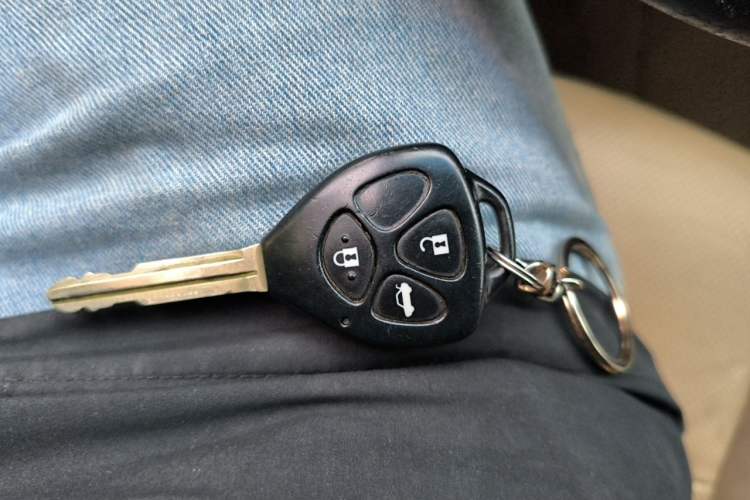 Used Toyota Camry 2013 2.0G Comfort Edition Vehicle Key