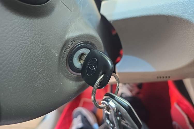 Used Toyota Camry 2013 200E Classic Elite Edition Vehicle Key