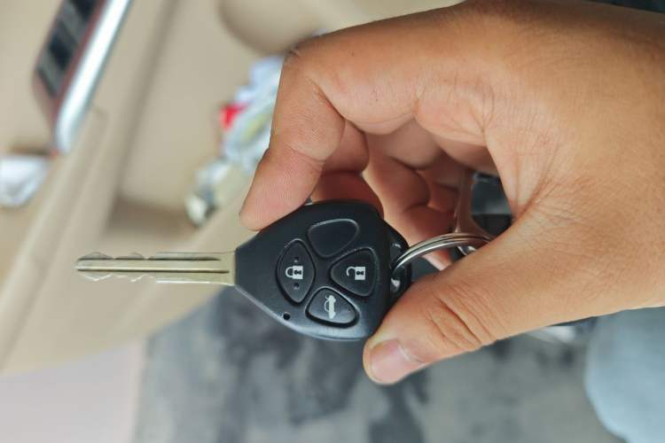 Used Toyota Camry 2013 2.0G Comfort Edition Vehicle Key
