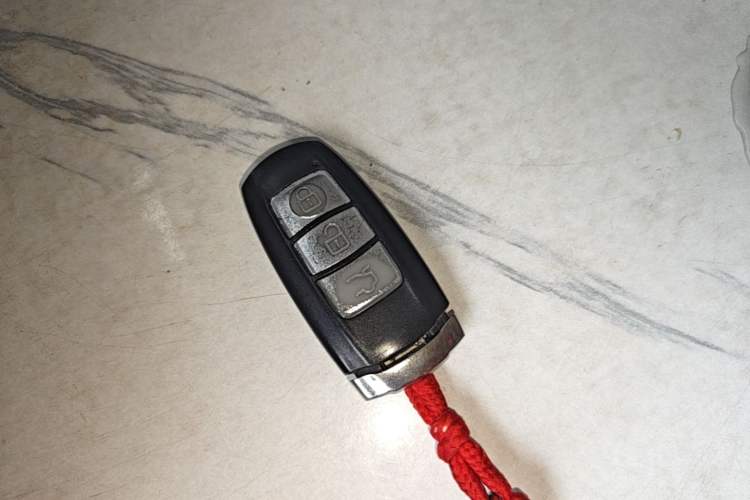 Used Toyota Camry 2013 200E Classic Elite Edition Vehicle Key