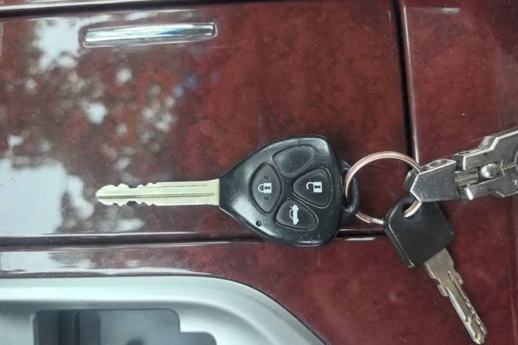 Used Toyota Camry 2013 2.0G Comfort Edition Vehicle Key
