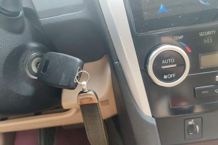 Used Toyota Camry 2013 2.0G Comfort Edition Vehicle Key