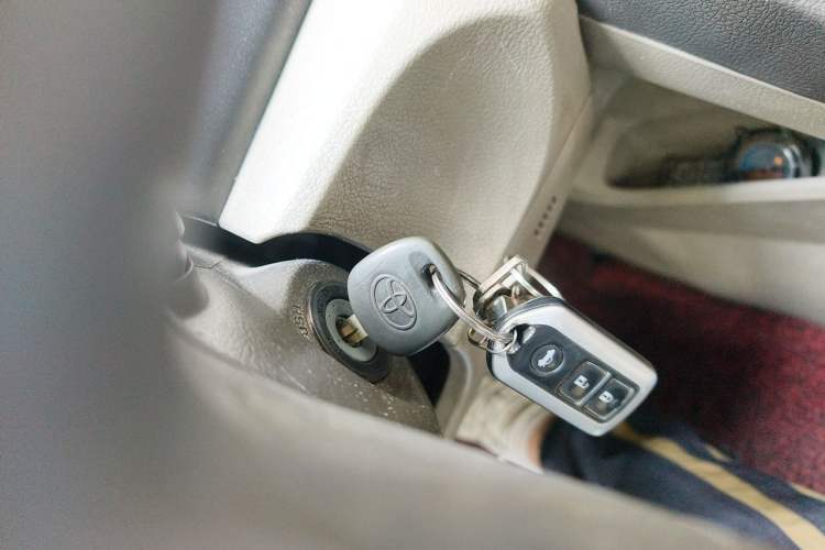 Used Toyota Camry 2013 200G Classic Luxury Edition Vehicle Key