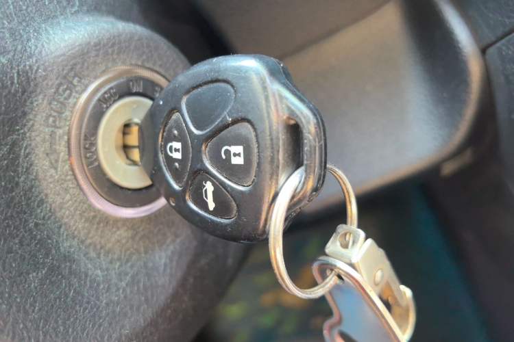Used Toyota Camry 2013 2.0G Comfort Edition Vehicle Key