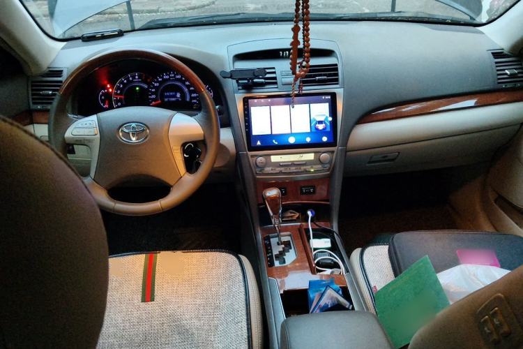 Used Toyota Camry 2013 200G Classic Luxury Edition Center Console