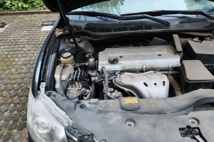 Used Toyota Camry 2013 200G Classic Luxury Edition Engine Bay Right