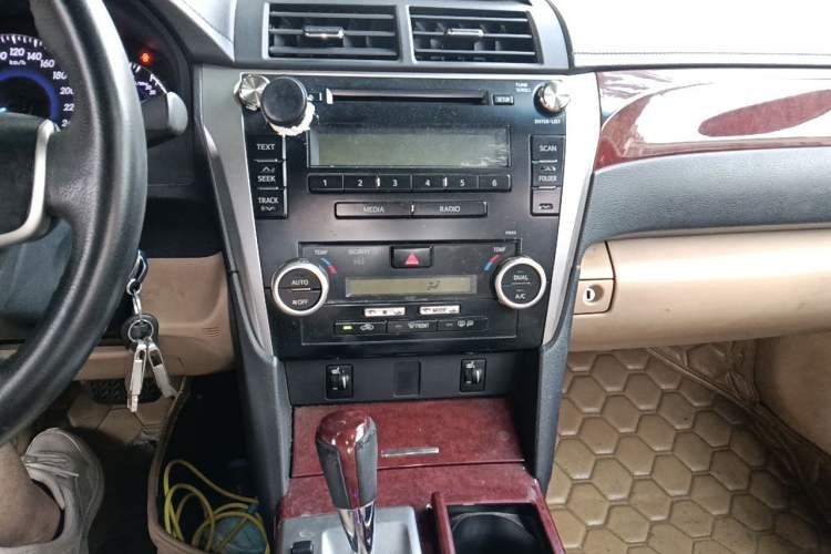 Used Toyota Camry 2013 2.0G Comfort Edition Audio And AC Panel