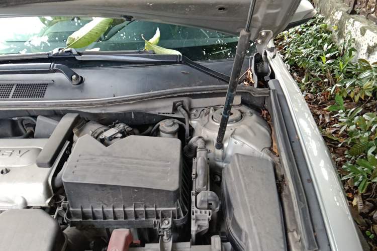Used Toyota Camry 2013 2.0G Comfort Edition Engine Bay Left
