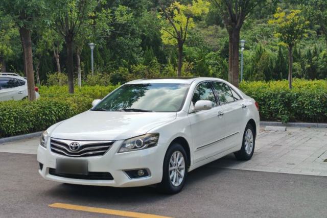 Toyota Camry 2013 200G Classic Luxury Edition usado