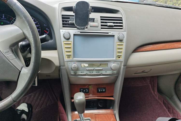 Used Toyota Camry 2013 200G Classic Luxury Edition Audio And AC Panel
