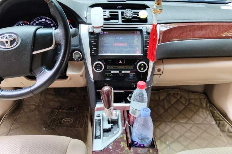 Used Toyota Camry 2013 200G Classic Luxury Edition Audio And AC Panel