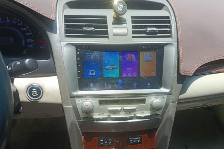 Used Toyota Camry 2013 200G Classic Luxury Edition Audio And AC Panel