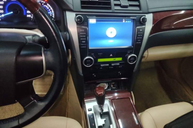 Used Toyota Camry 2013 2.0G Comfort Edition Audio And AC Panel