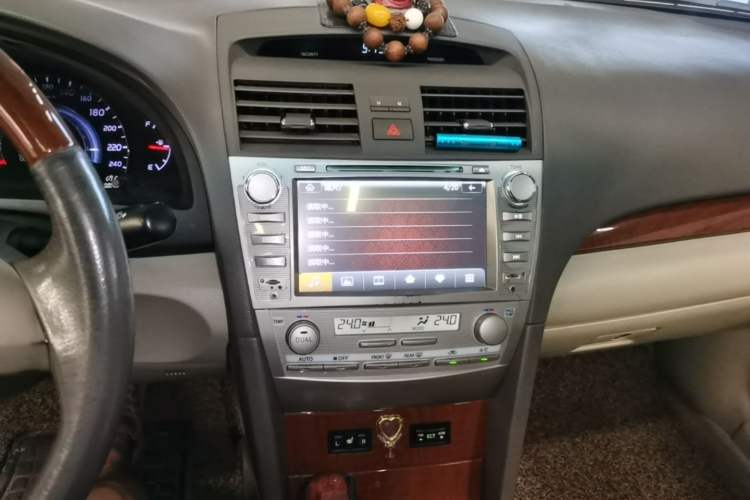 Used Toyota Camry 2013 200G Classic Luxury Edition Audio And AC Panel