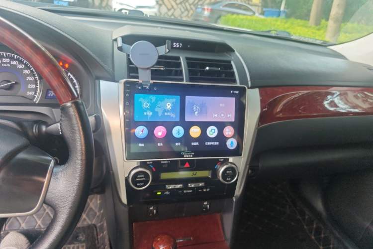Used Toyota Camry 2013 2.0G Comfort Edition Audio And AC Panel