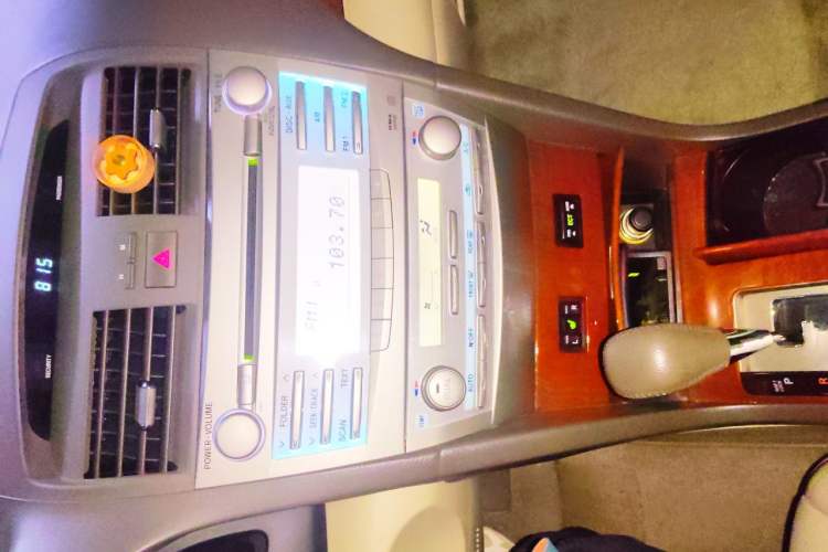 Used Toyota Camry 2013 200G Classic Luxury Edition Audio And AC Panel