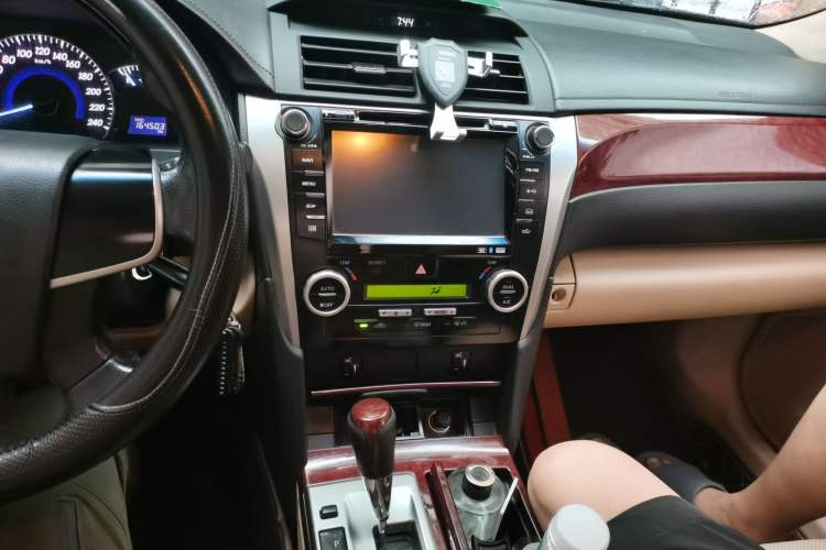 Used Toyota Camry 2013 2.0G Comfort Edition Audio And AC Panel